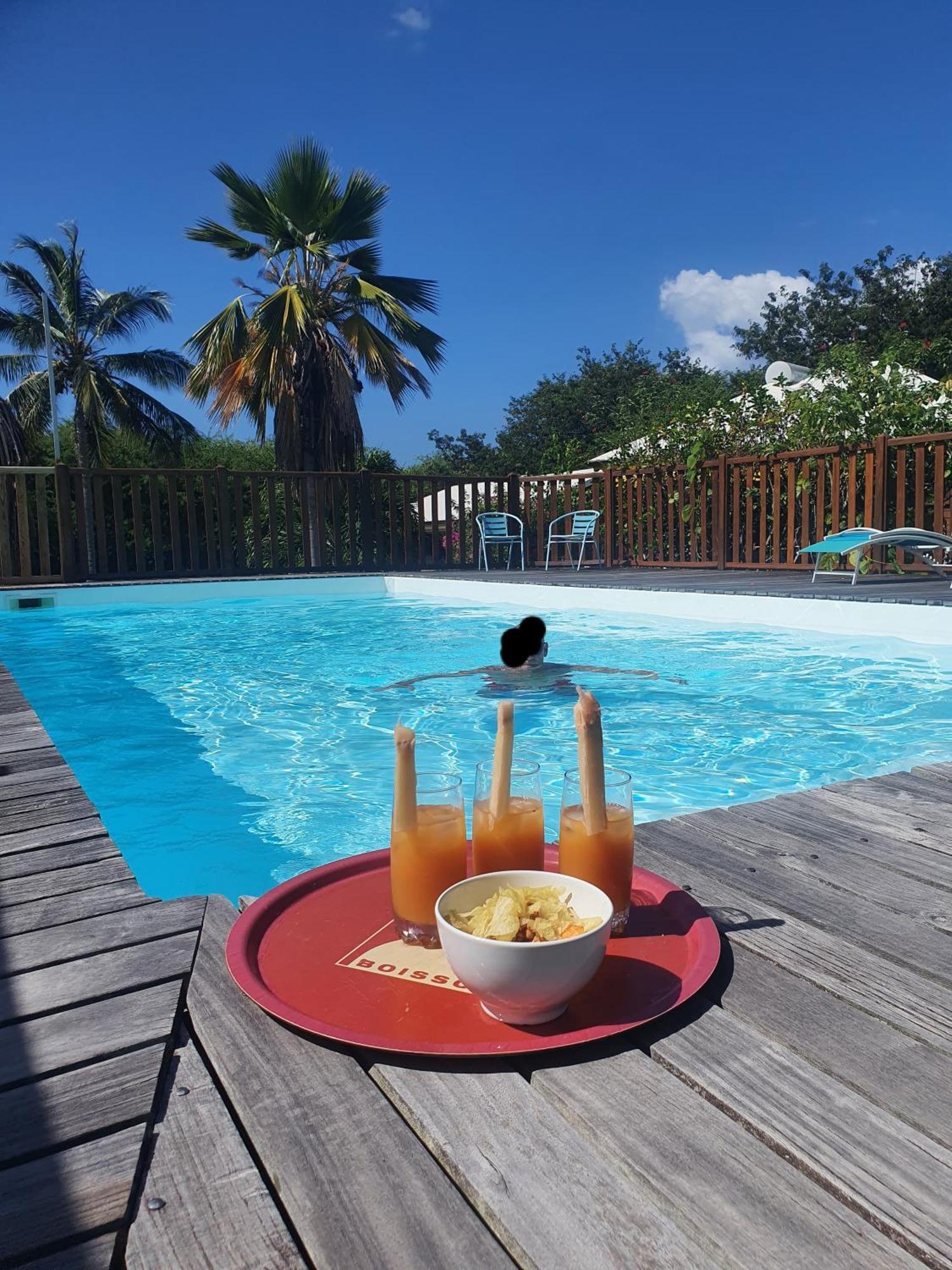 Cottage La Pointe Marine Deshaies Zewnętrze zdjęcie