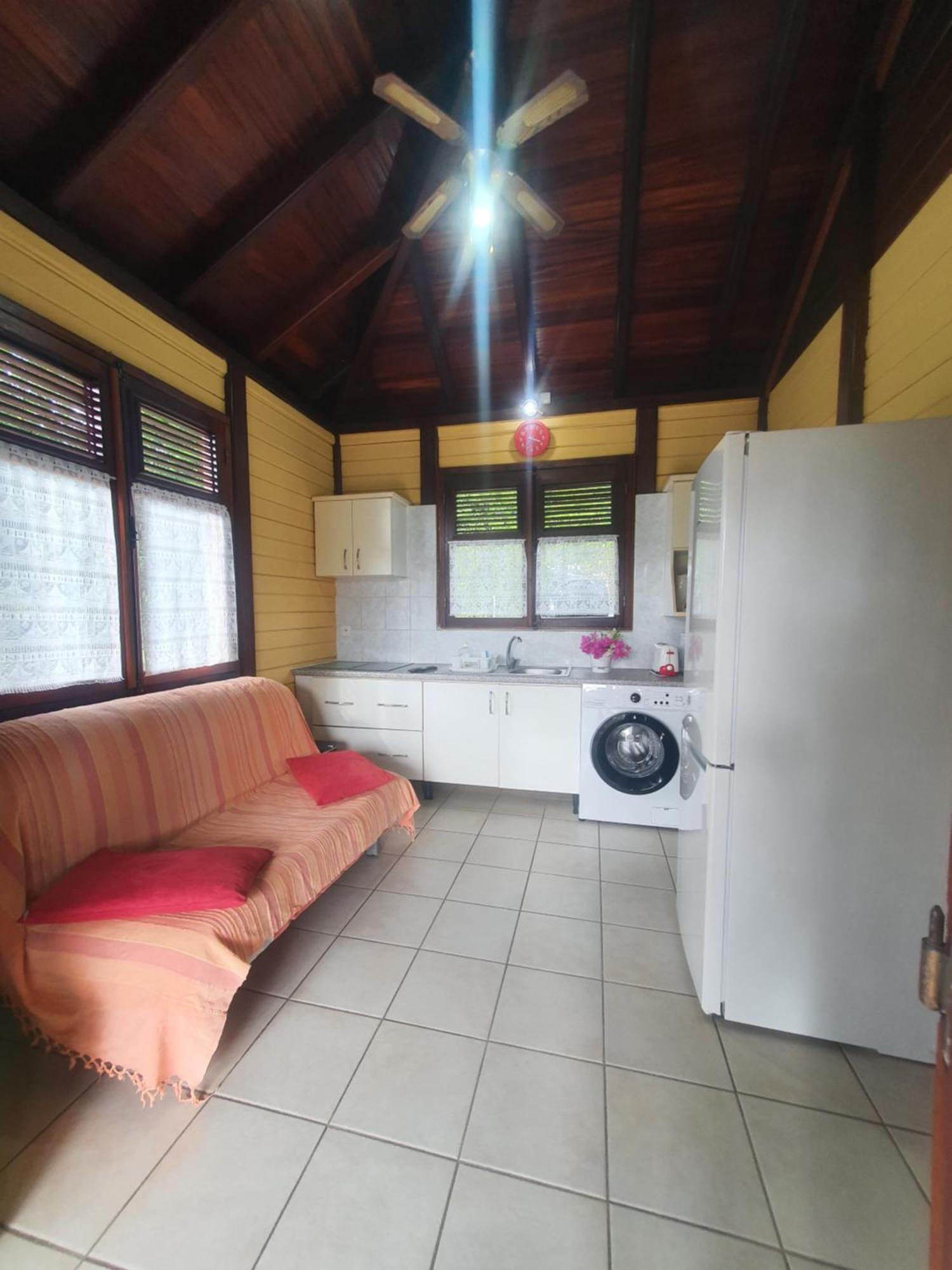 Cottage La Pointe Marine Deshaies Zewnętrze zdjęcie